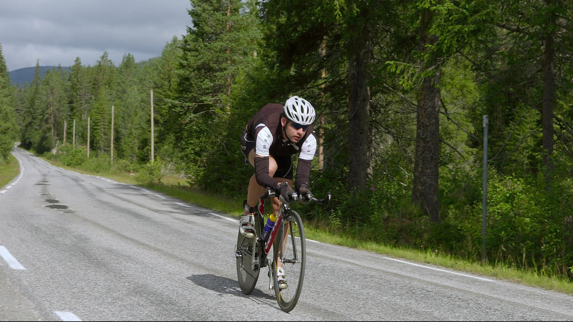 世界杯期间出现多起暖心场景,媒体汇总报道,世界杯的话题
